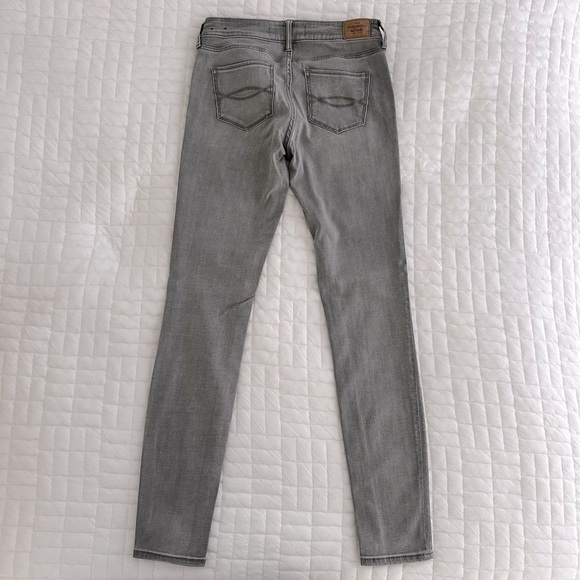 Abercrombie & Fitch Jeans - Picture 3 of 3